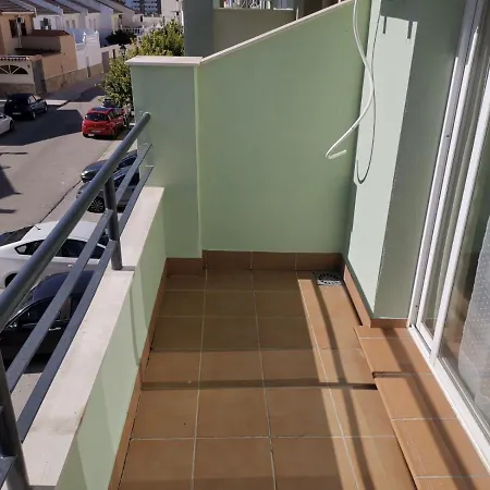 Fabuloso Apto 1 Para 1-4 Personas Terraza Wi-fi Parking A Estrenar Apartment