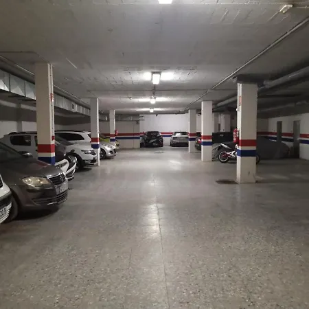 Apartment Fabuloso Apto 1 Para 1-4 Personas Terraza Wi-fi Parking A Estrenar Velez Malaga